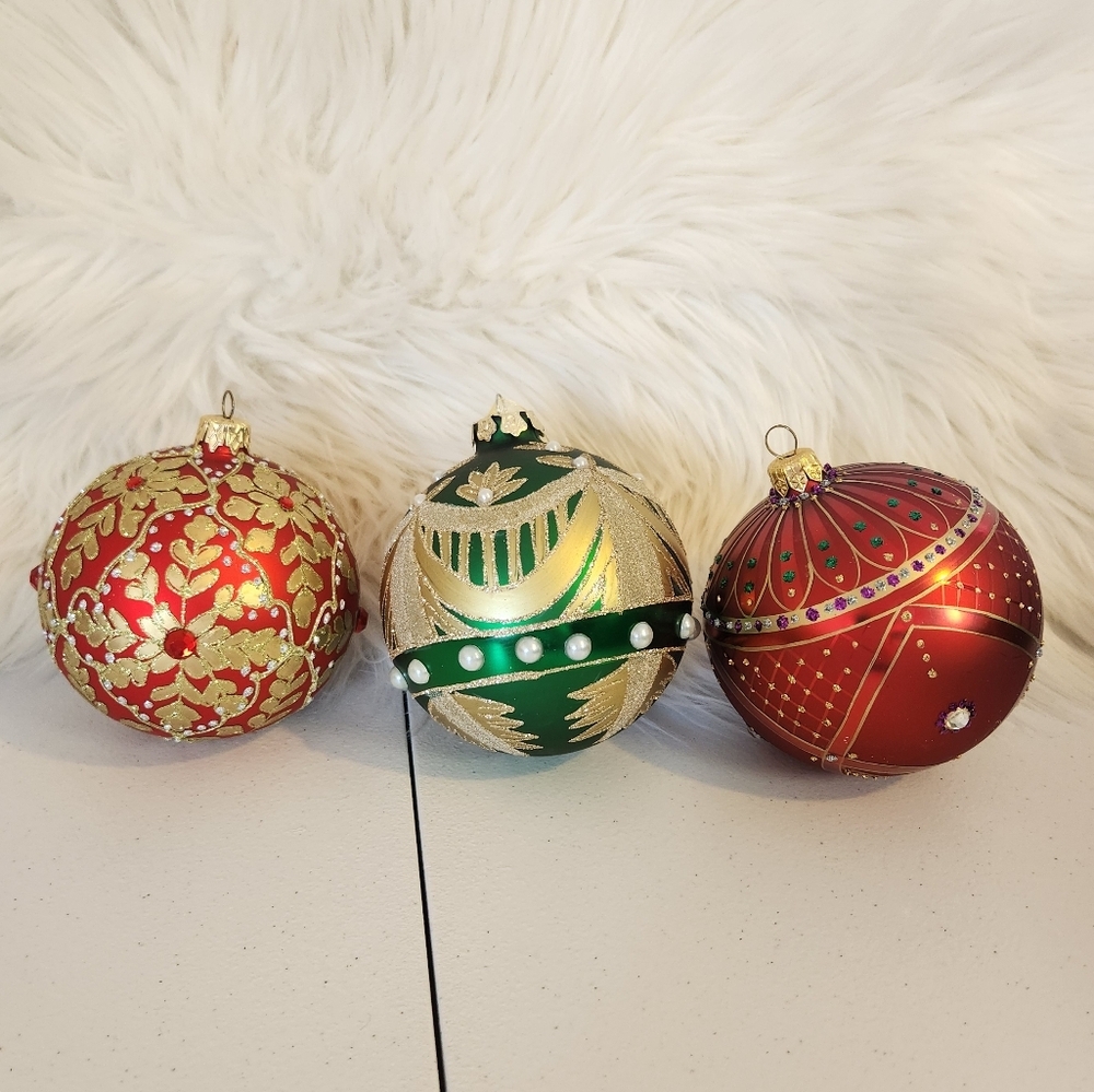 Christmas Tree Ornaments Glass Balls Ornate Glitter Red Green Gold White Large